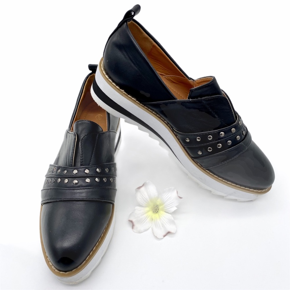 LIKE NEW Olivia + Kate VEGA-14L Oxford Shoes